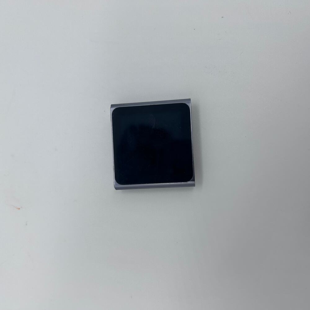 iPod Nano Black For Repair or Parts Only Not Turning On Apple